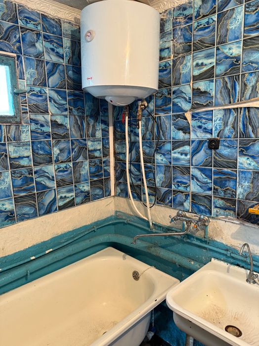 Продам будинок в м. Апостолове