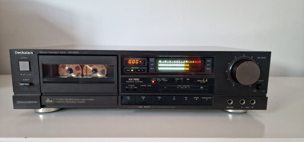 Magnetofon Technics RS-B605