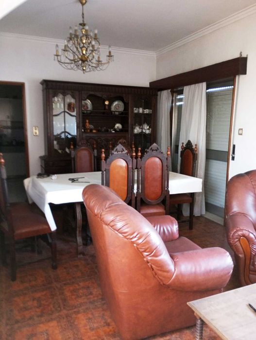 Moradia independente habitação + comércio, terreno de 500 m², 3 pisos