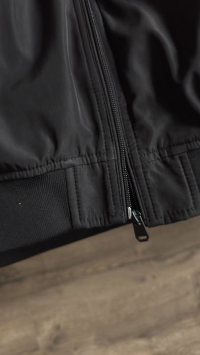 Куртка jack&jones в гарному стані