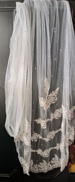 Фірмова фата довга - 270 см.