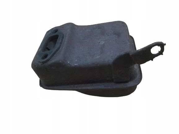 Kubota D420 Tłumik Wydech