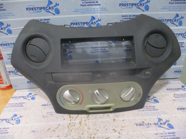 Comando chauffage / sofagem TOYOTA Yaris (_P1_)