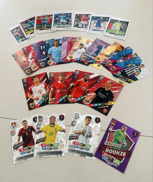 Karty piłkarskie Adrenalyn 2024, 2022 Pamimi