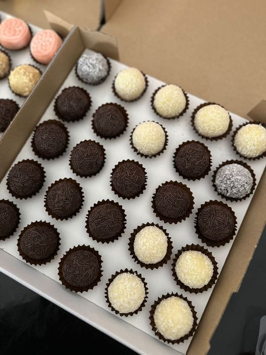 Doces e bolos personalizados