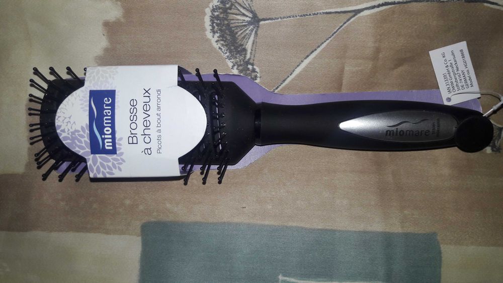 Расческа щетка массажная для волос новая