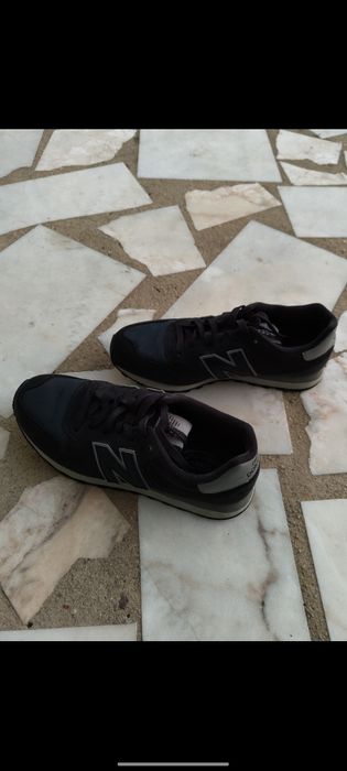 New Balance tamanho 42