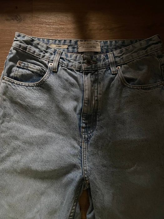 Жіночі джинси Baggy – Pull & Bear,