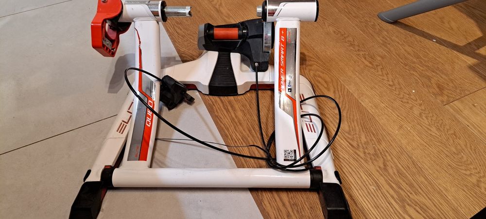 Trenażer elite qubo power b+