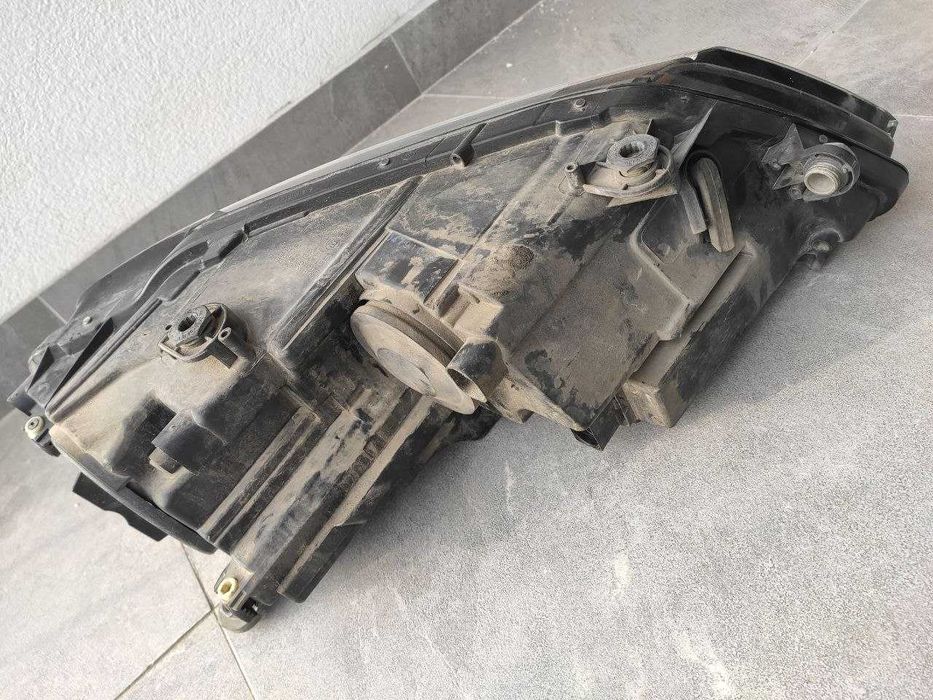 Фара права Volkswagen Jetta 6 2010-2019 USA, під ремонт