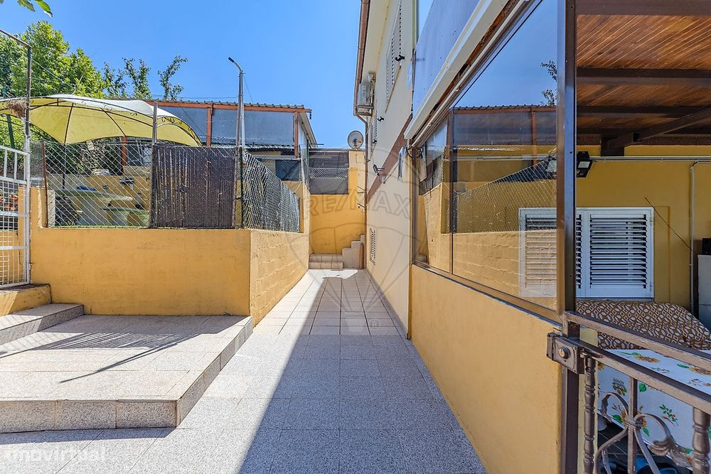 Moradia T2 para venda