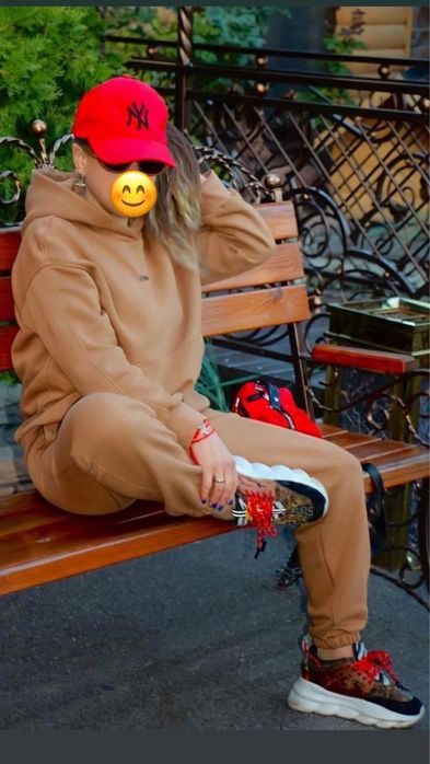 Костюм на флисе цвет кемел.