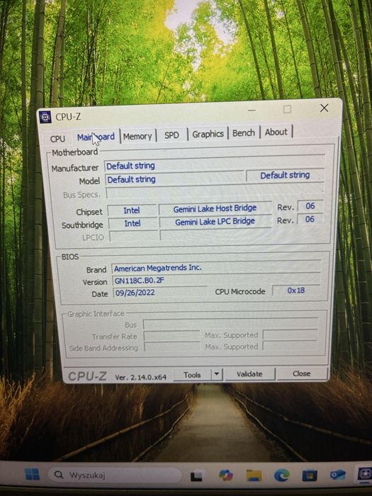 Mbook widdows 11