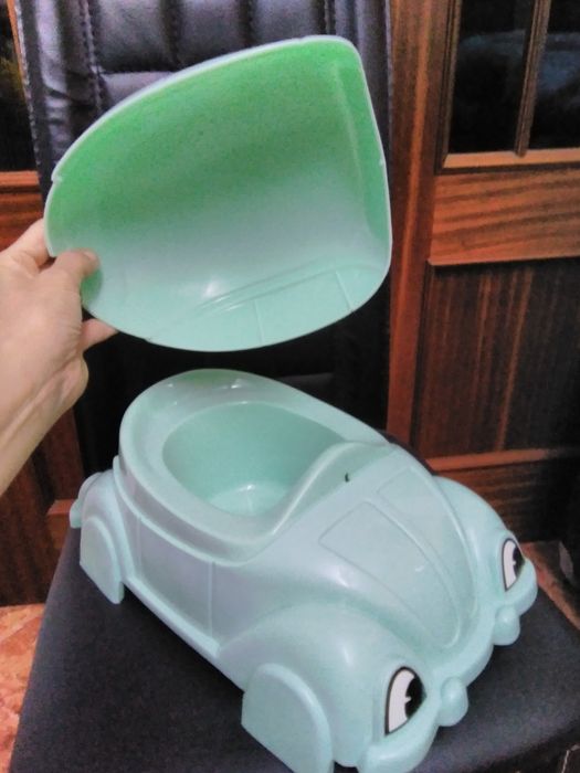 Bacio sanita criança penico