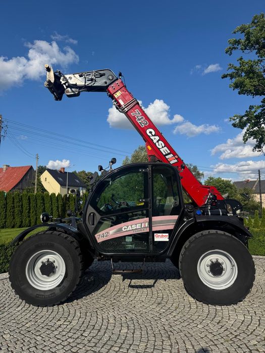 Ładowarka teleskopowa Case Farmlift 742 pneumatyka New holland