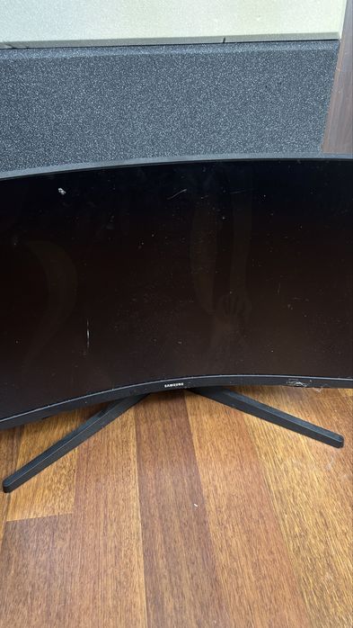 Monitor Samsung Odyssey G5 27" Curved – USZKODZONY (pęknięta matryca)