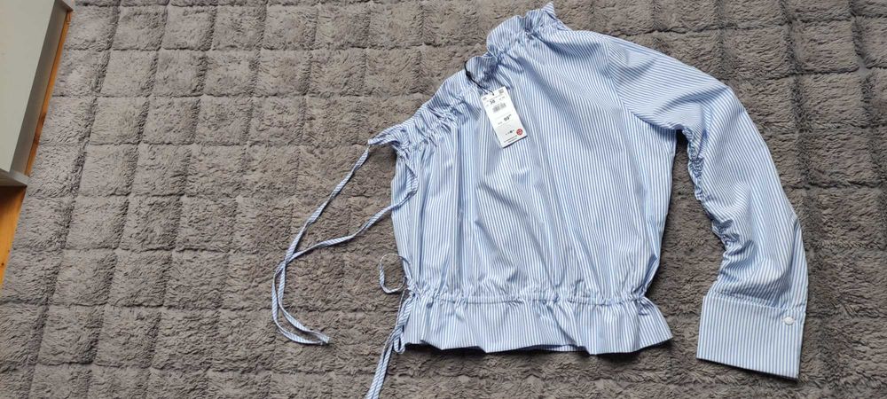 Nowa śliczna bluzka firmy Reserved r. 38-40
