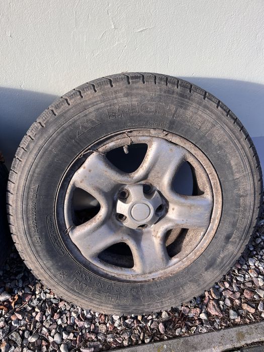 Koła 215/70 R16 opony zimowe