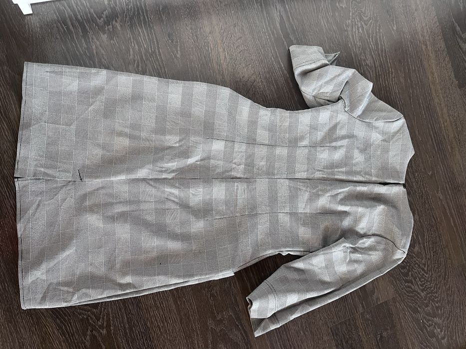 Сукня, плаття жіноче