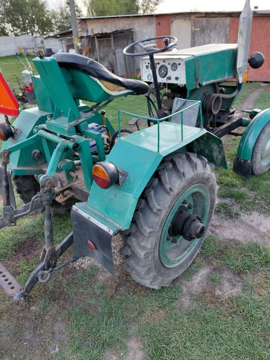 Sprzedam traktor Sam