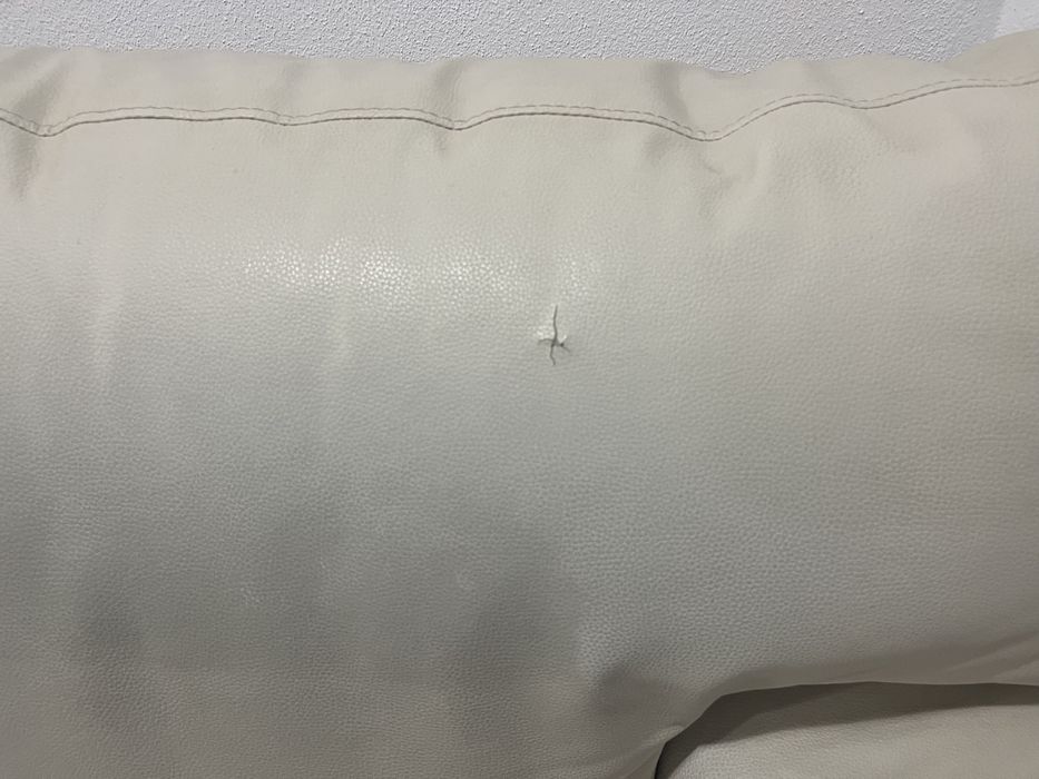 Sofa em pele 3 lugares