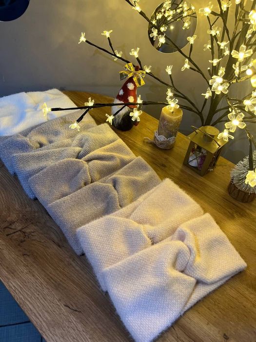 Повʼязка ангорова жіноча