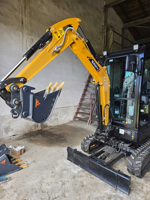 Usługi Minikoparką - koparko ładowarką usługi ziemne