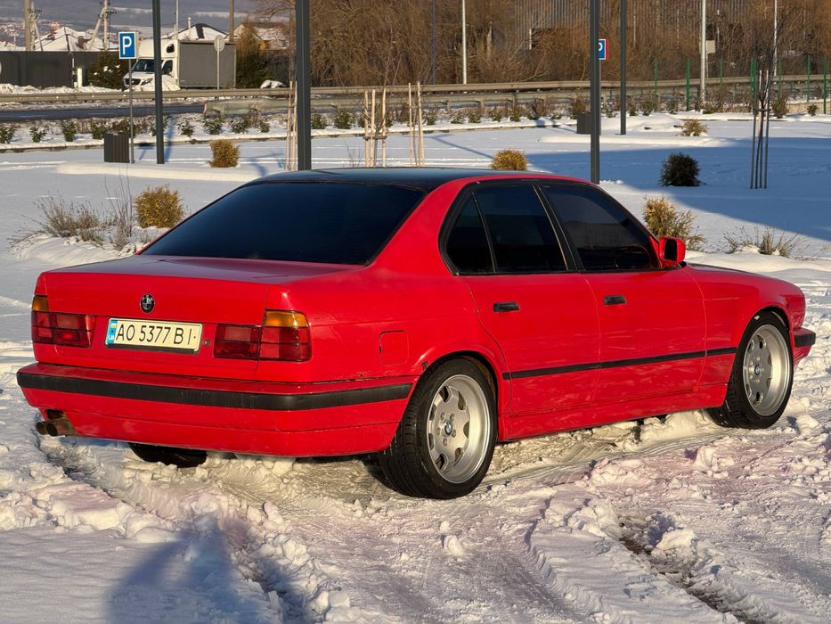 Продам BMW E34 m50b25