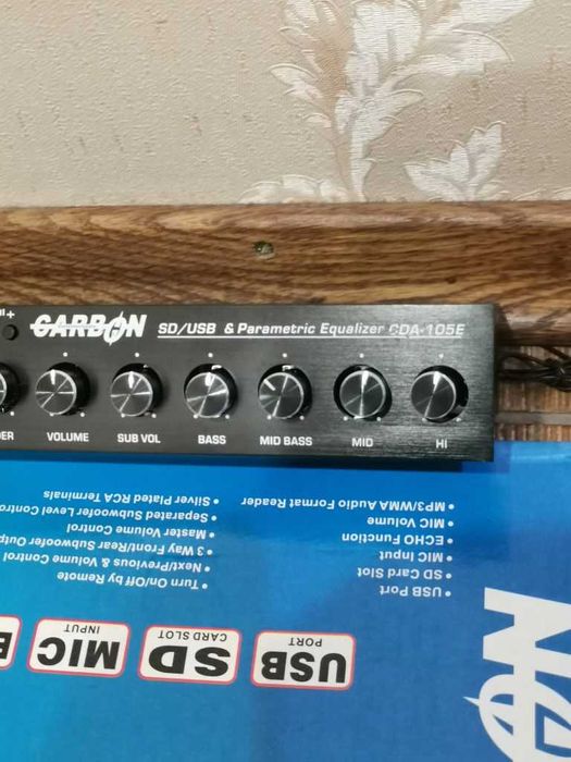 Эквалайзер усилитель предварительный Carbon SDA-105E