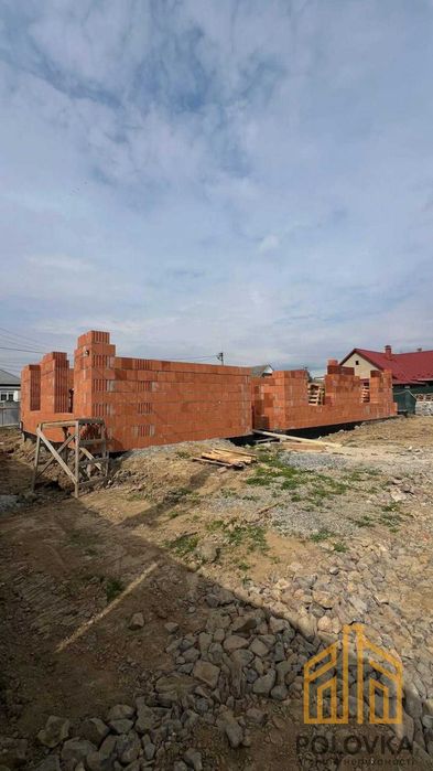 Продаж дуплексу з газом, Сторожниця