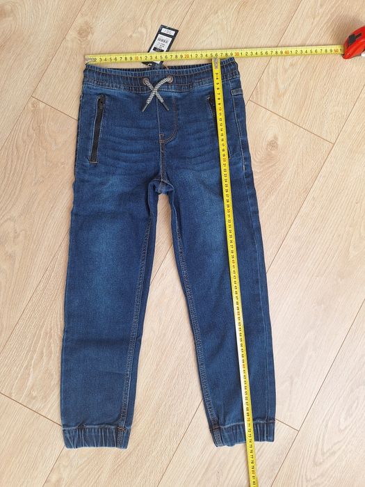 R 128 elegancki komplet Cool Club jeansy joggery  polo