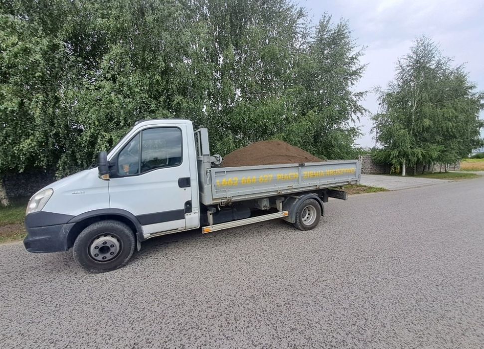 Ziemia ogrodowa/ Ziemia/ Ziemia pod trawnik/ Czarnoziem
