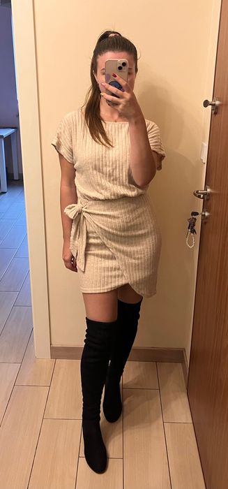 Sukienka asymetryczna wiązana jesień zima