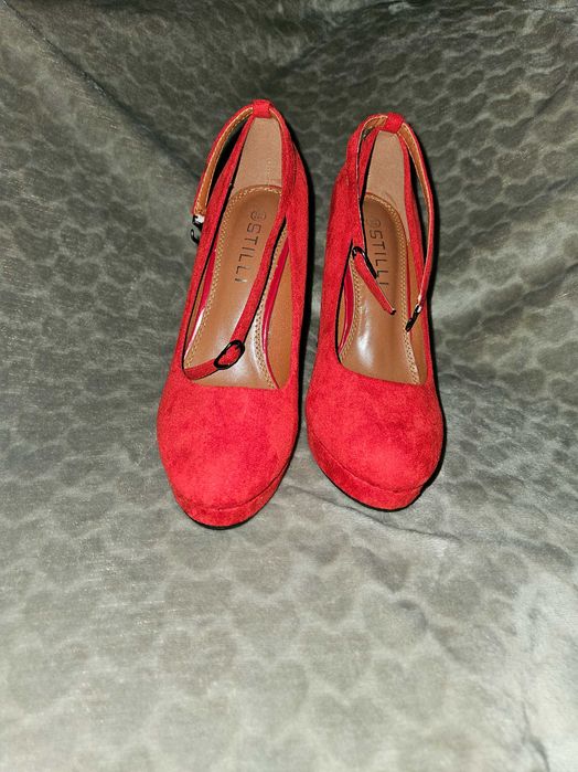 Sapatos de saltо, tamanho 38