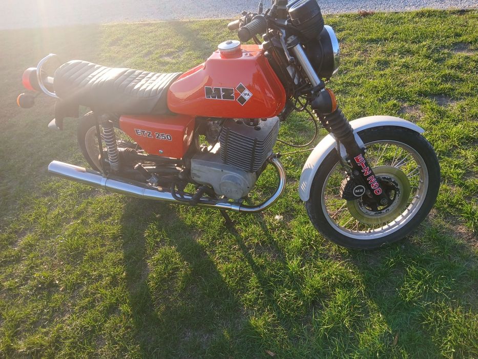 Witam.Sprzedam motocykl mz 250etz150mz125 etz251