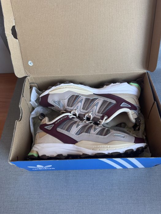 Adidas Hyperturf r.41 1/3