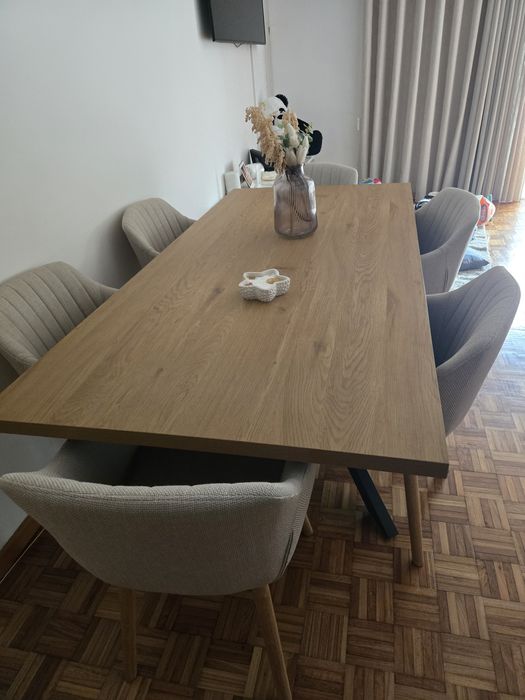 Vendo mesa jantar +6 cadeiras