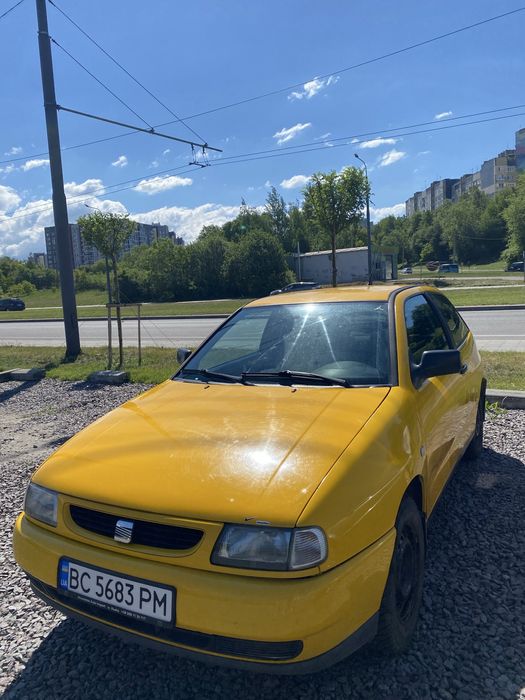 SEAT Ibiza 1999 1,4 бензин