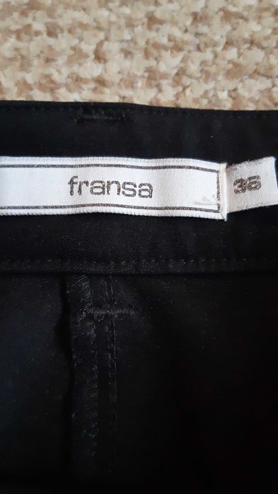 Nowe spodnie materiałowe  damskie Fransa 36 czarne
