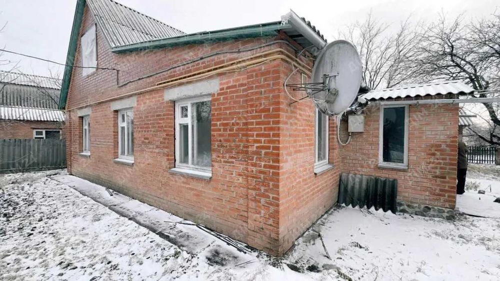 Два житлові будинки за 20 км від м. Полтава, Полтавський район