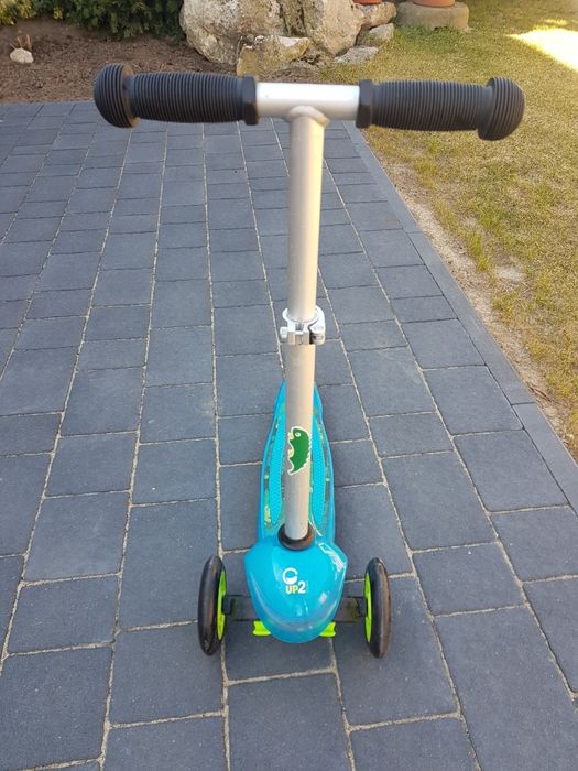 Hulajnoga  trójkołowa