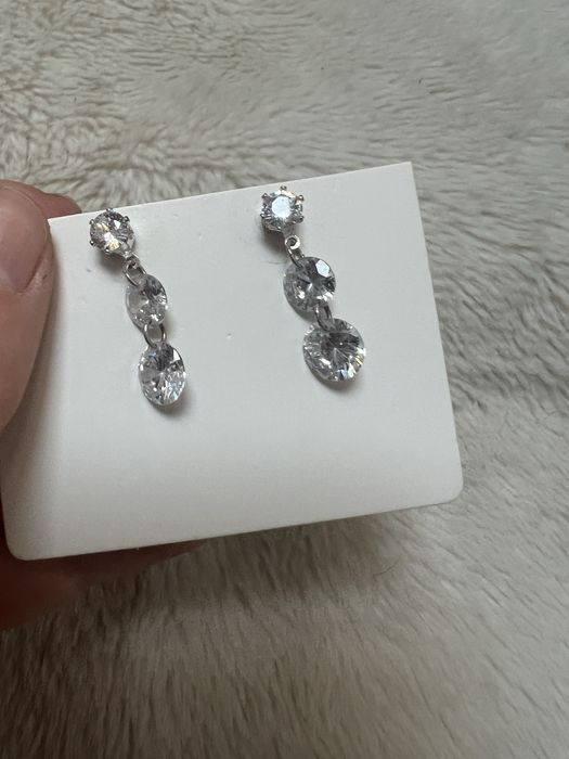 Piękne kolczyki cyrkonie