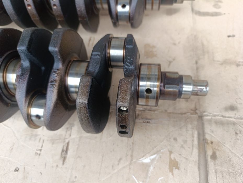 Колінвал коленвал 1.8 16V x18Xe opel Vectra Astra Zafira