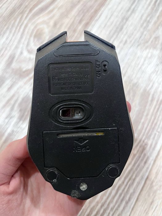 Комплект: клавиатура с подсветкой + беспроводная мышь + наушники