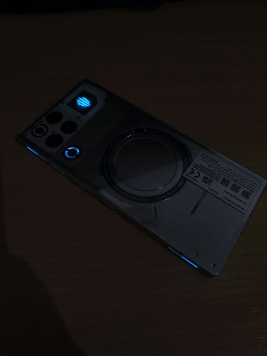 Redmagic 11 Pro 16GB+512GB / Subzero