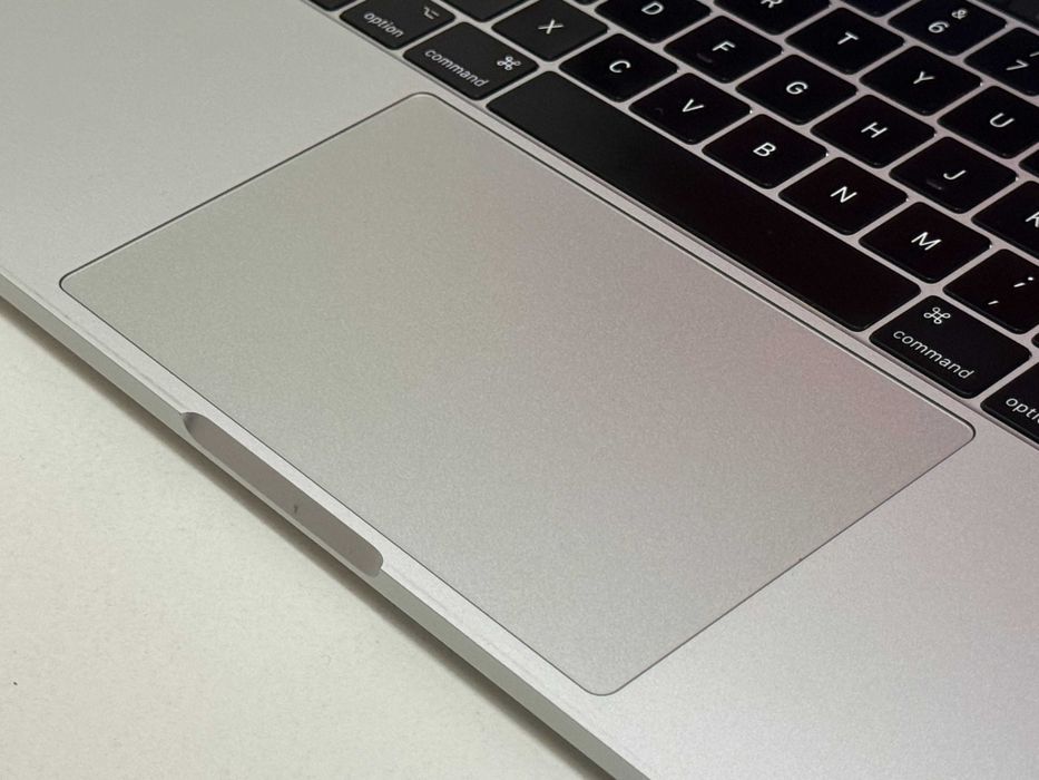 MacBook Pro 13 2017 TouchBar - i5 8GB/256GB 87% Baterii - Gwarancja -