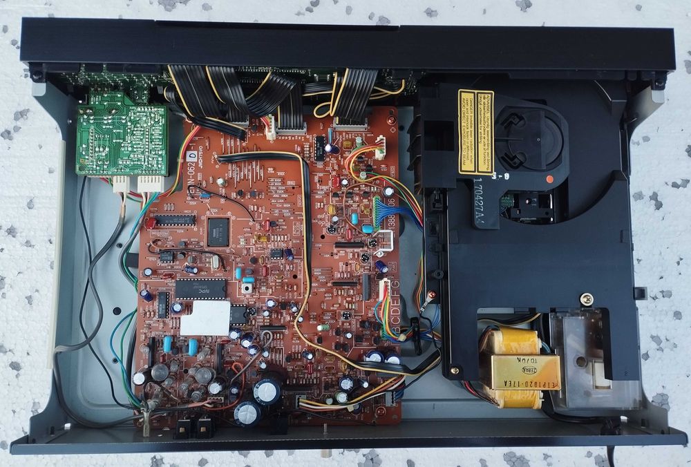 JVC XL-V 550 + oryginalny pilot