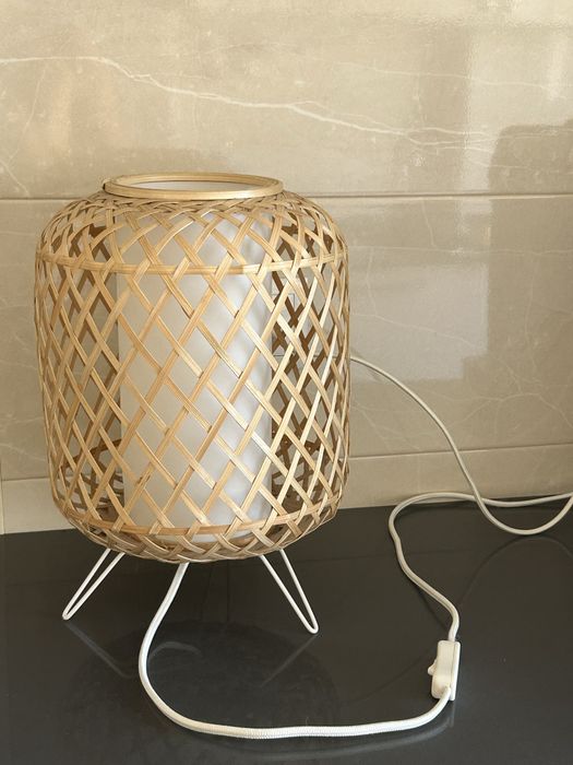 Candeeiro em ótimo estado