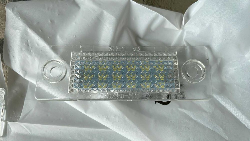 подсветка номера VW Transporter Caddy Touran Golf Passat ОсвітленяМото