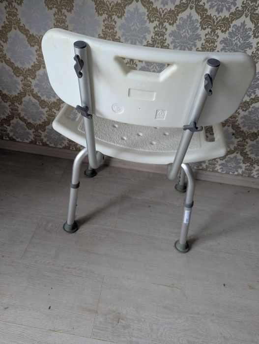 Стул для ванной и душа со спинкой OSD-BL610201
OSD-BL610201